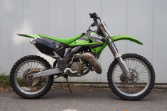 KAWASAKI KX125 レース仕様車 | 畑中自動車